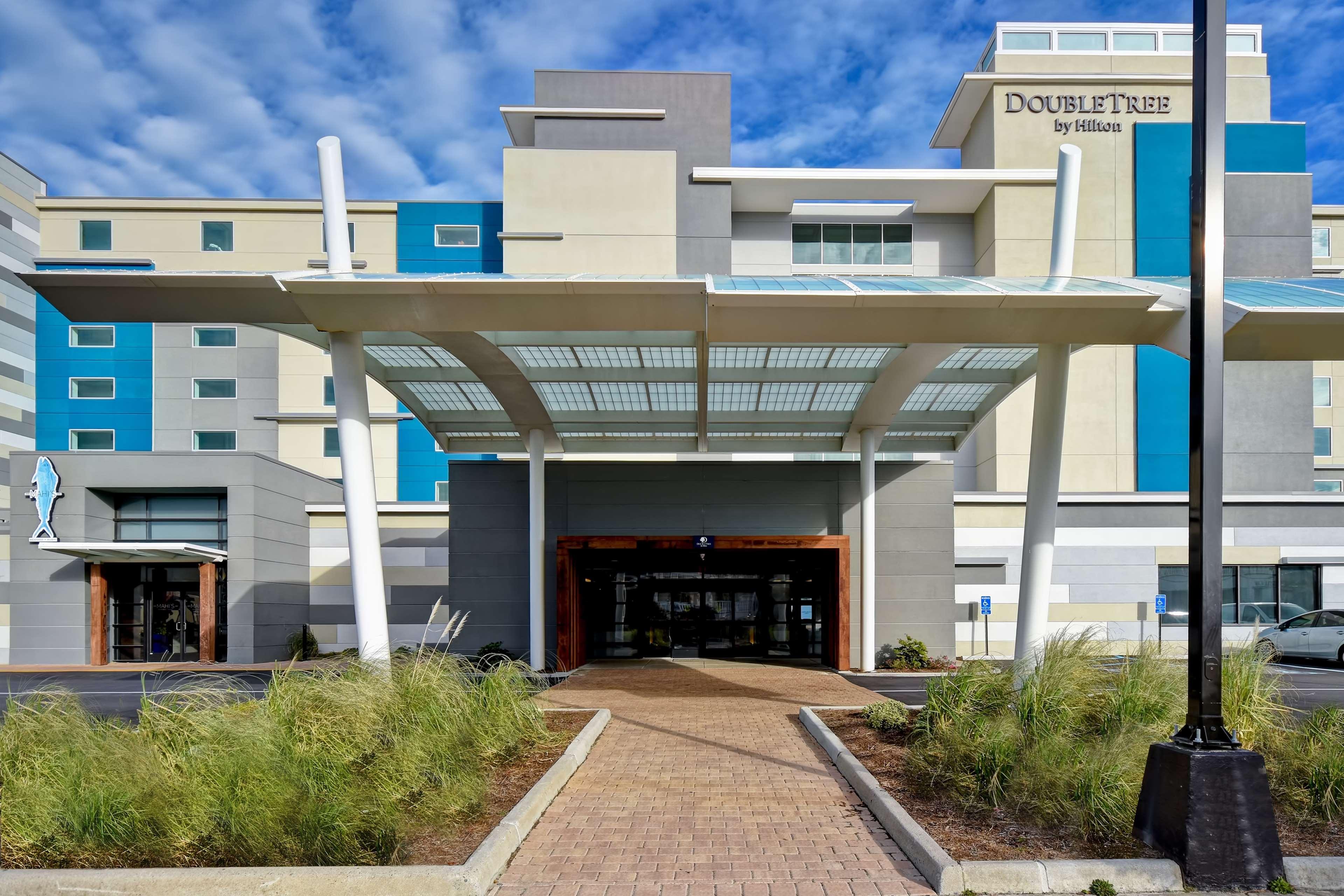 Doubletree By Hilton Oceanfront Вирджиния Бийч Екстериор снимка