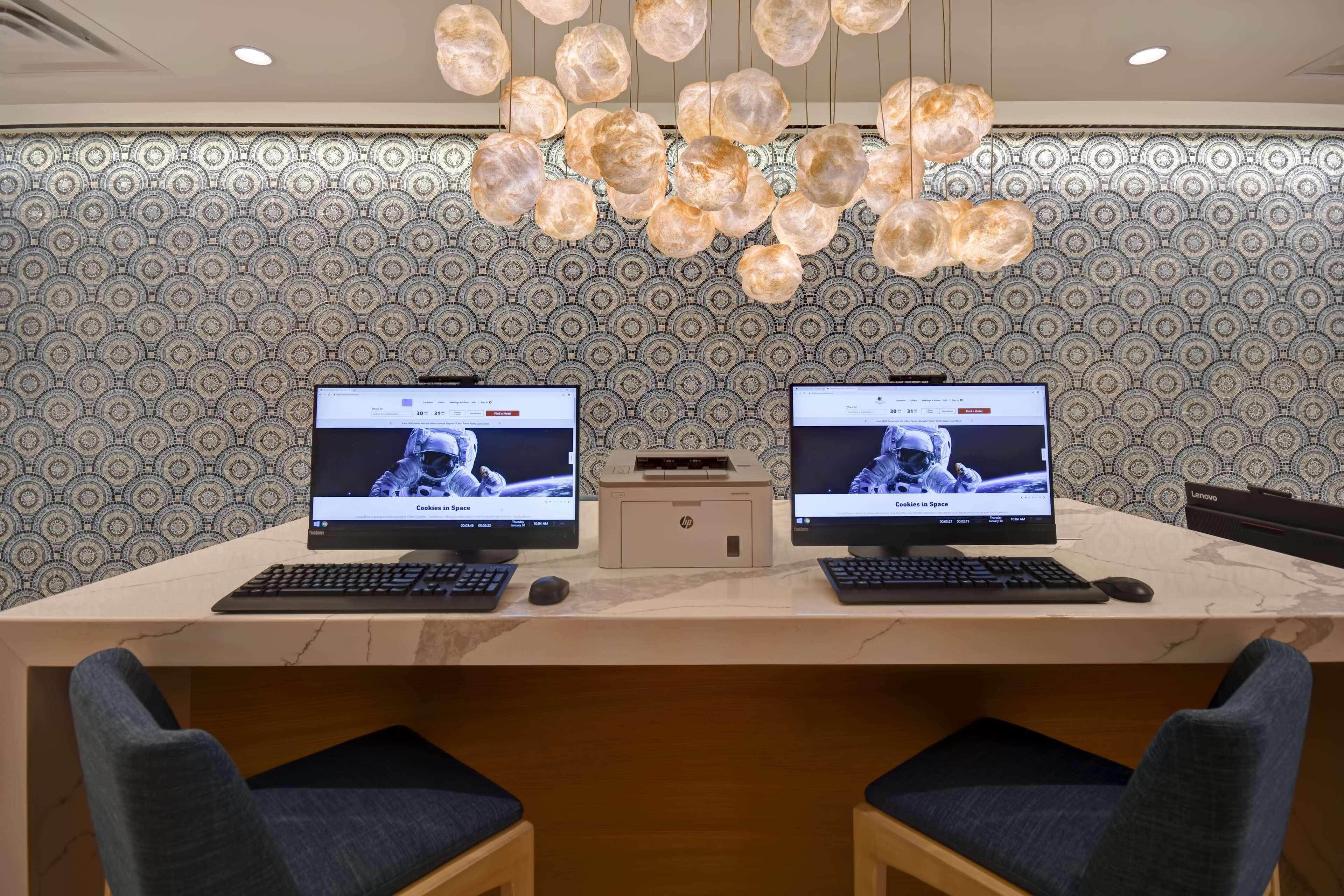 Doubletree By Hilton Oceanfront Вирджиния Бийч Екстериор снимка