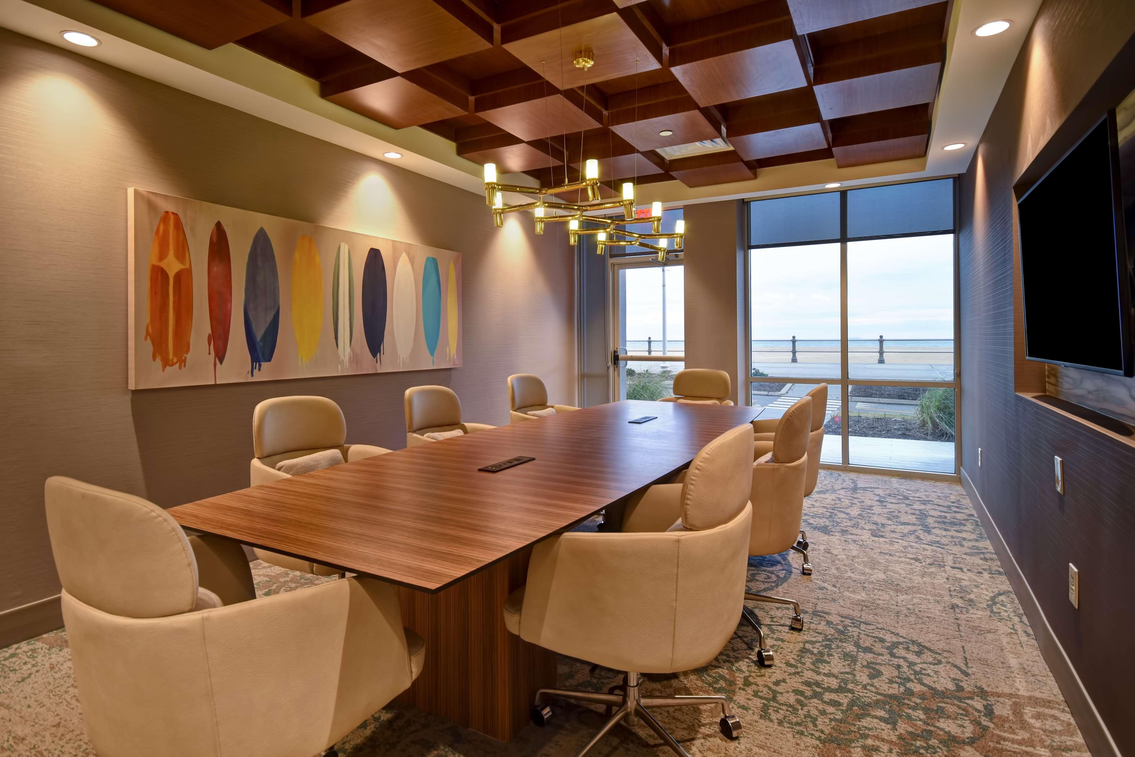 Doubletree By Hilton Oceanfront Вирджиния Бийч Екстериор снимка