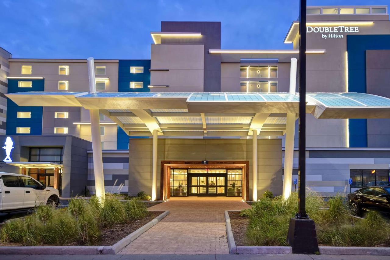 Doubletree By Hilton Oceanfront Вирджиния Бийч Екстериор снимка