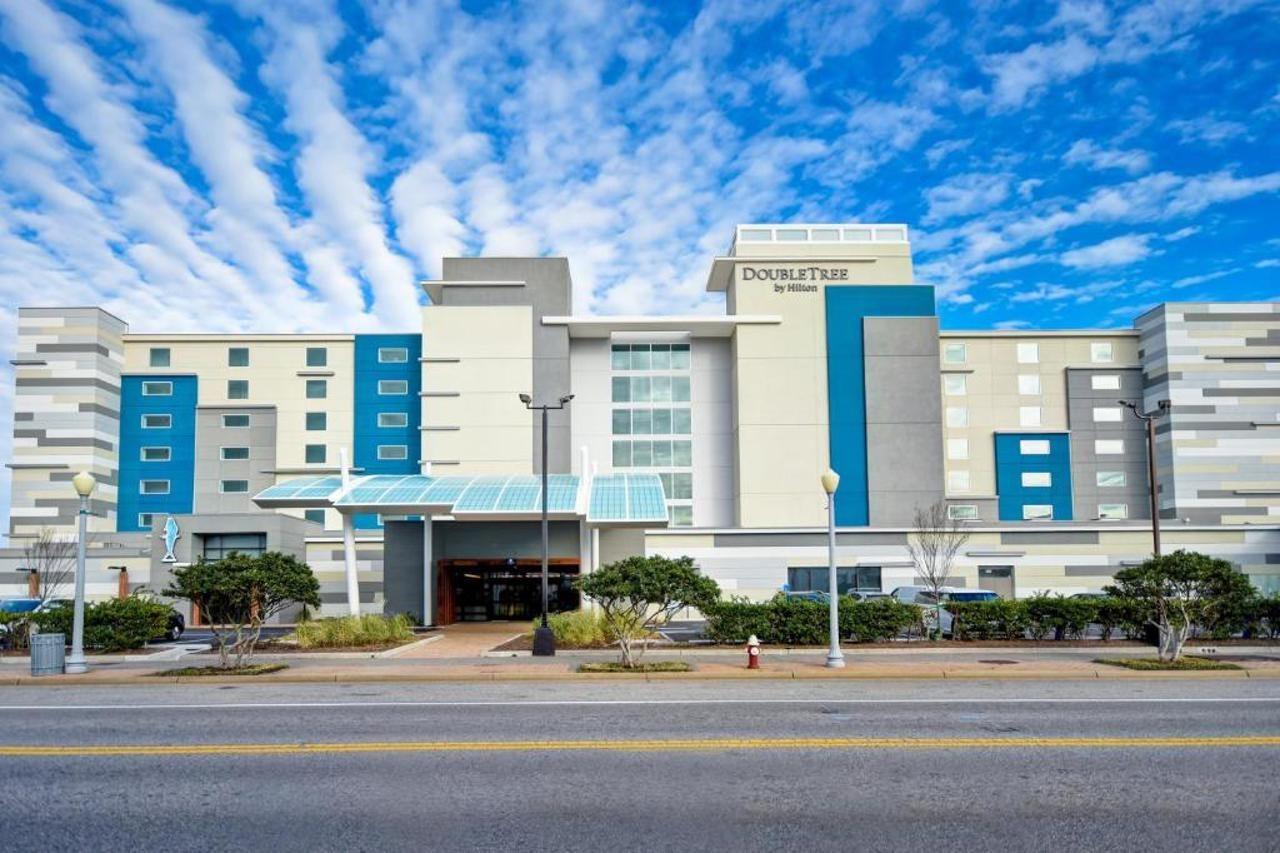 Doubletree By Hilton Oceanfront Вирджиния Бийч Екстериор снимка