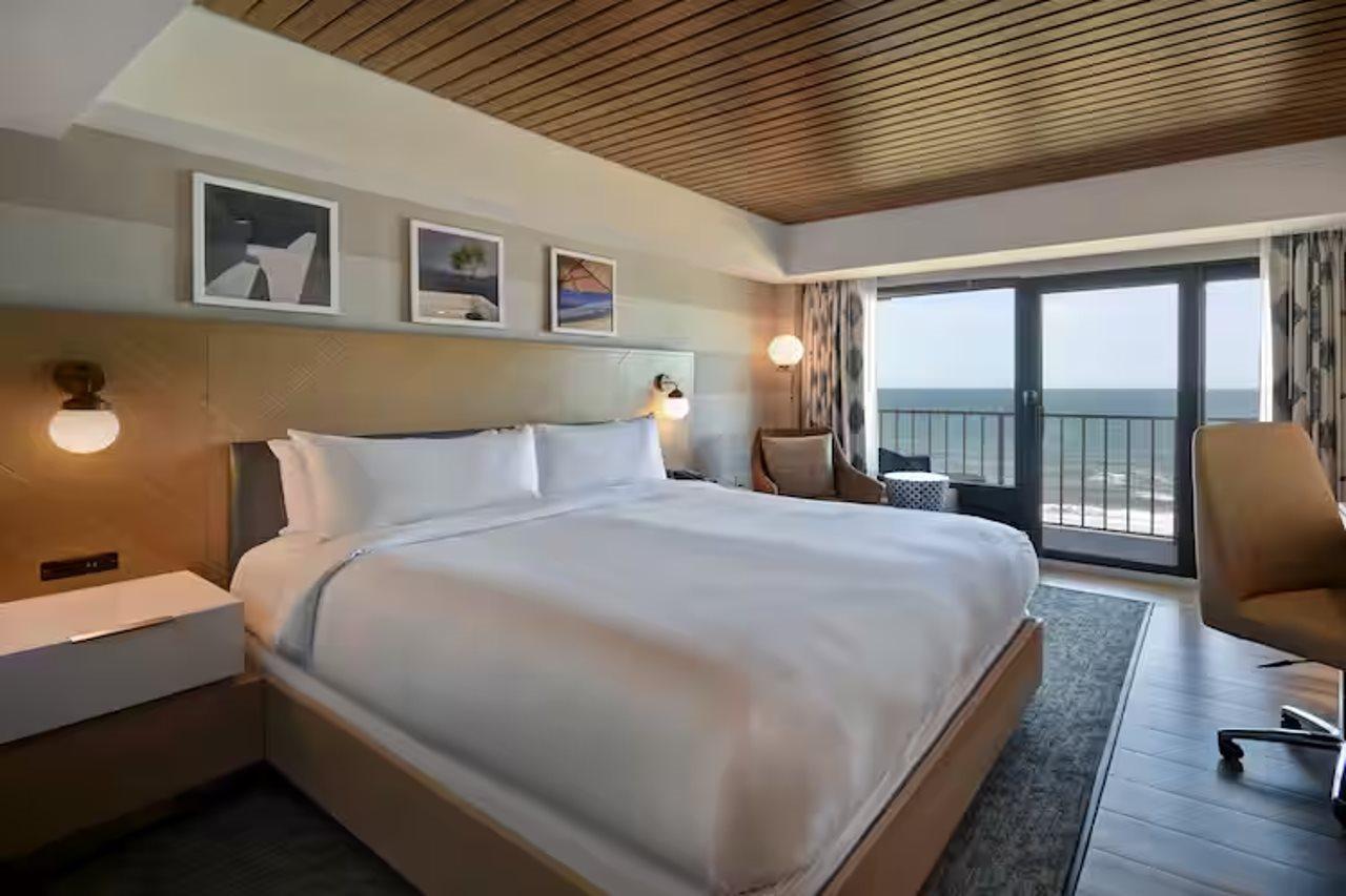 Doubletree By Hilton Oceanfront Вирджиния Бийч Екстериор снимка