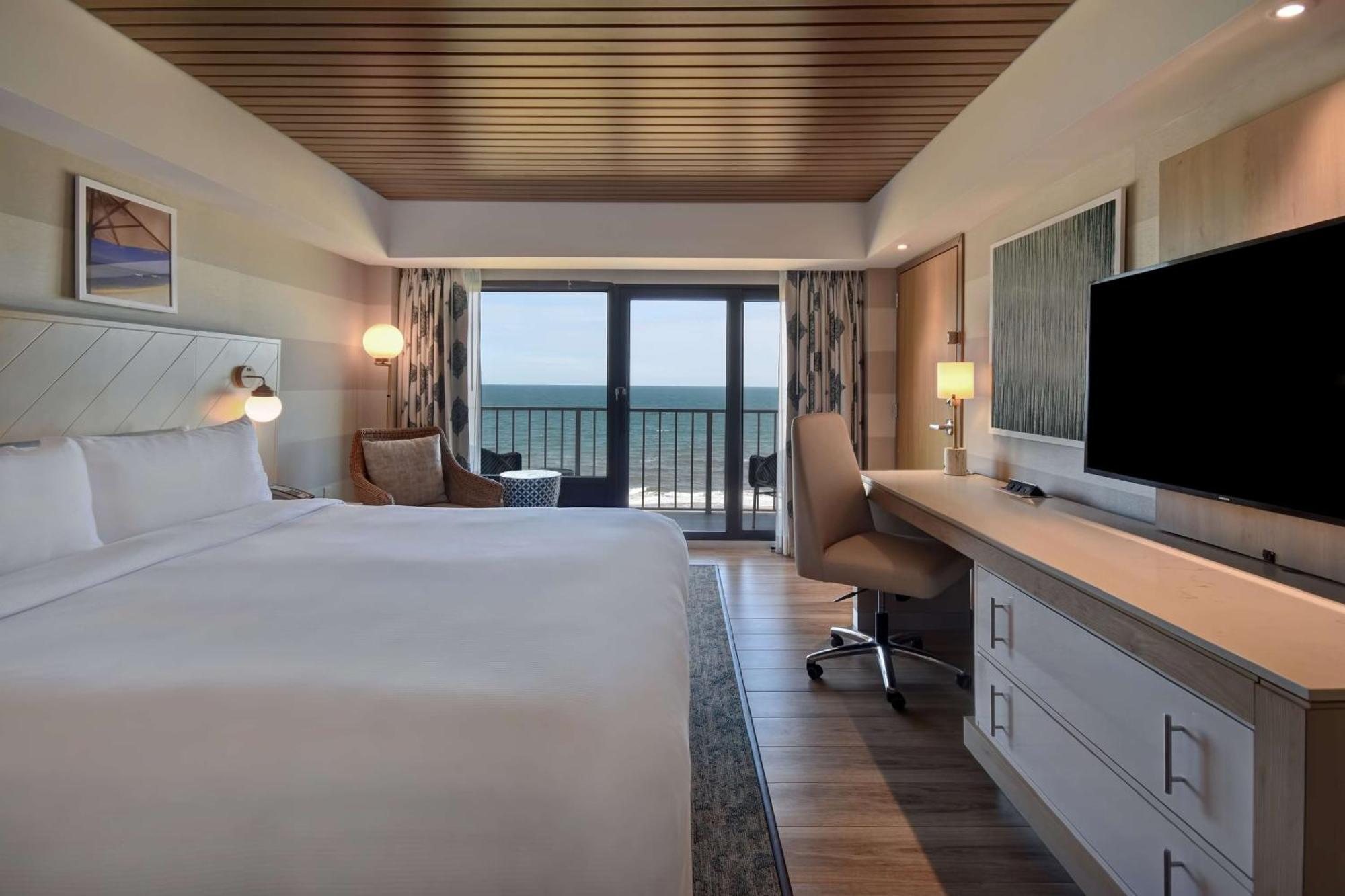 Doubletree By Hilton Oceanfront Вирджиния Бийч Екстериор снимка