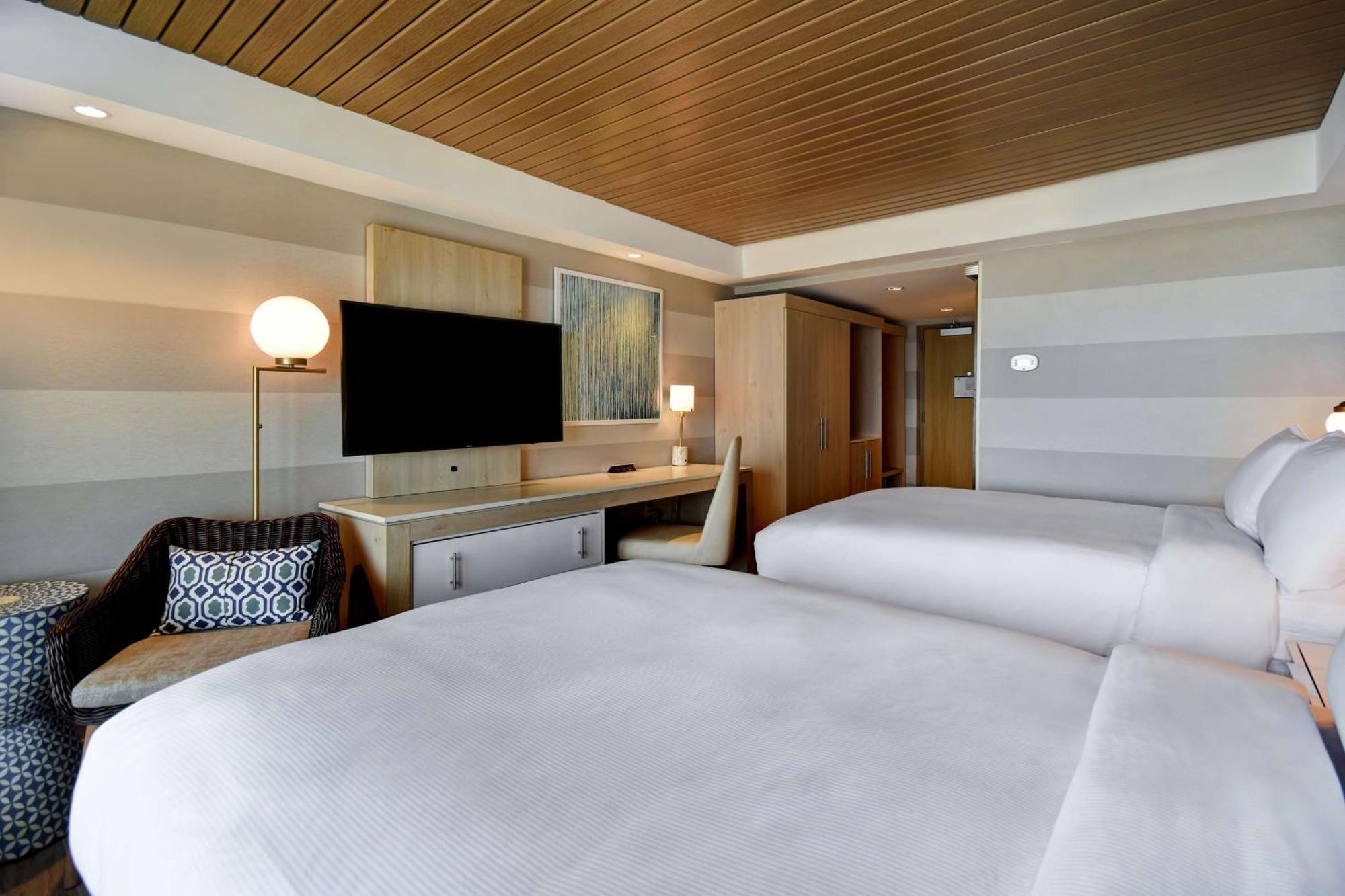 Doubletree By Hilton Oceanfront Вирджиния Бийч Екстериор снимка