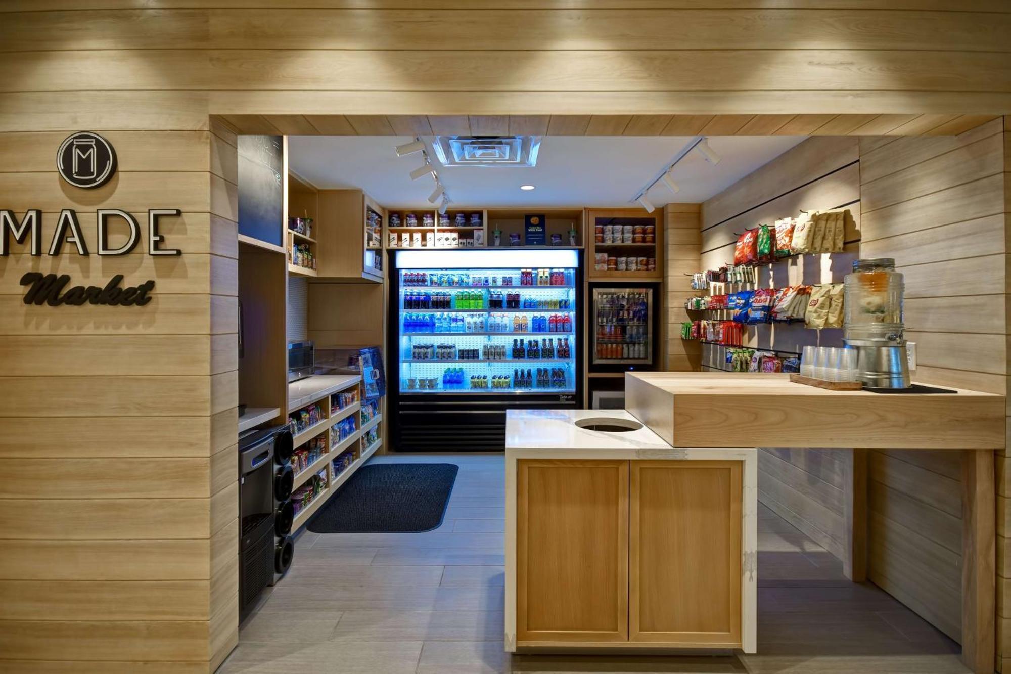 Doubletree By Hilton Oceanfront Вирджиния Бийч Екстериор снимка