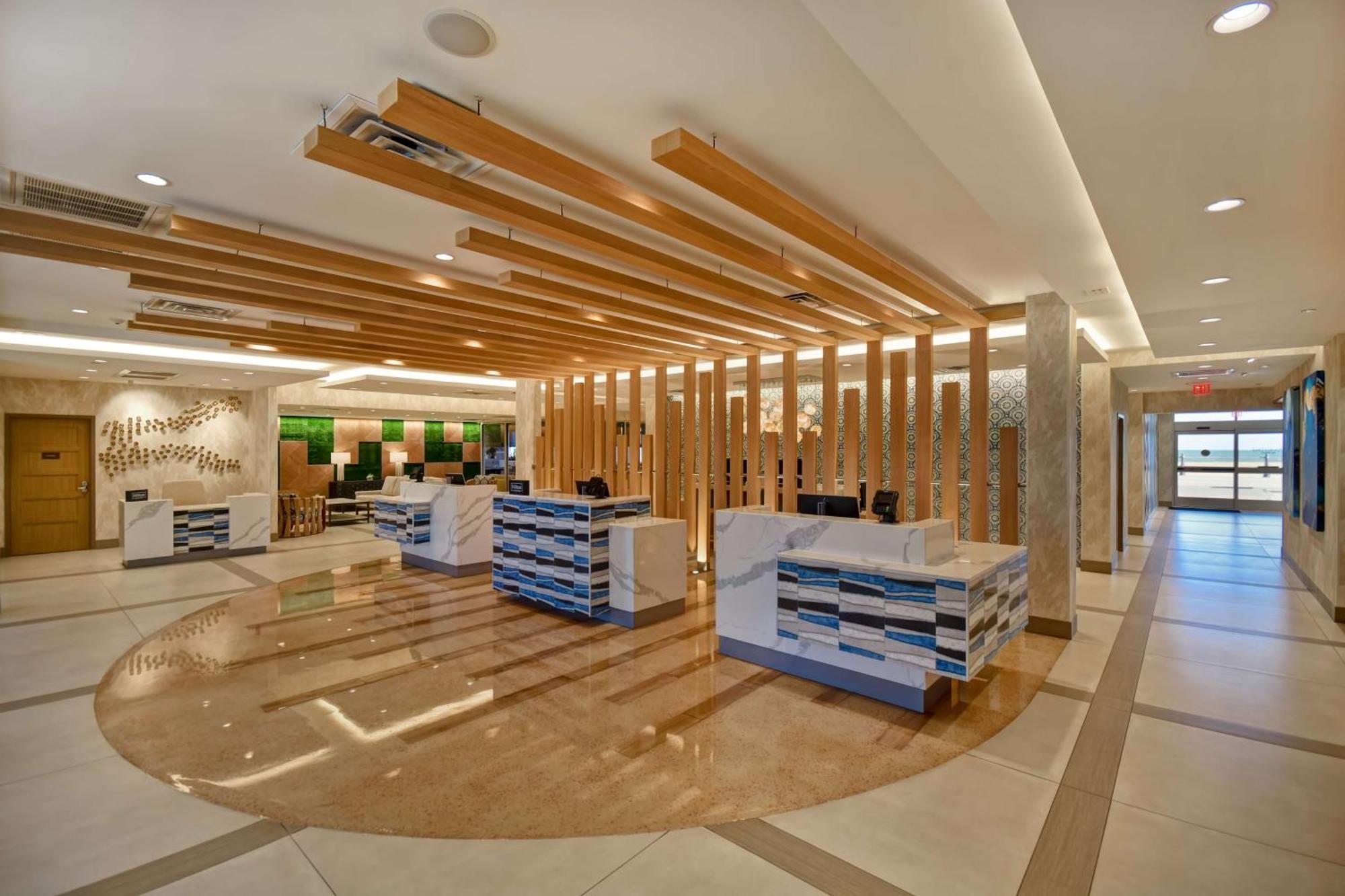 Doubletree By Hilton Oceanfront Вирджиния Бийч Екстериор снимка
