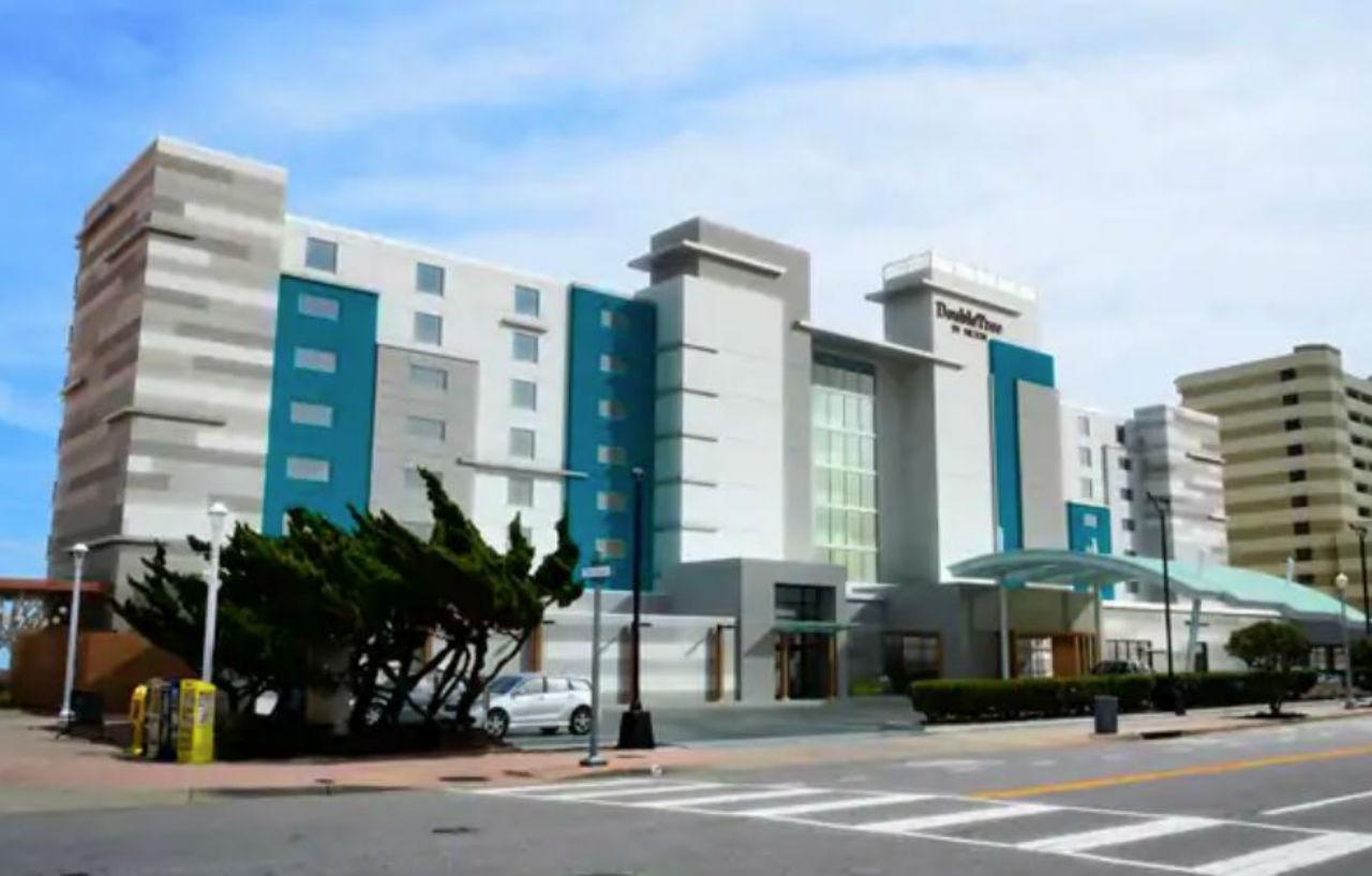 Doubletree By Hilton Oceanfront Вирджиния Бийч Екстериор снимка