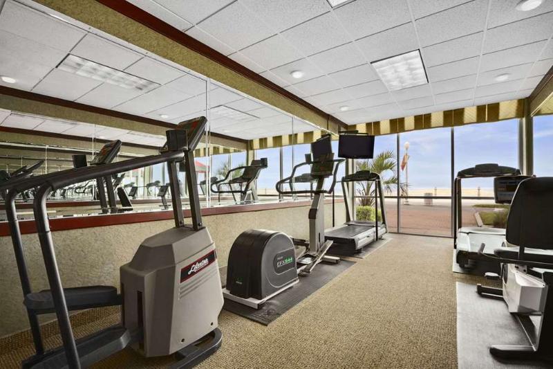 Doubletree By Hilton Oceanfront Вирджиния Бийч Екстериор снимка